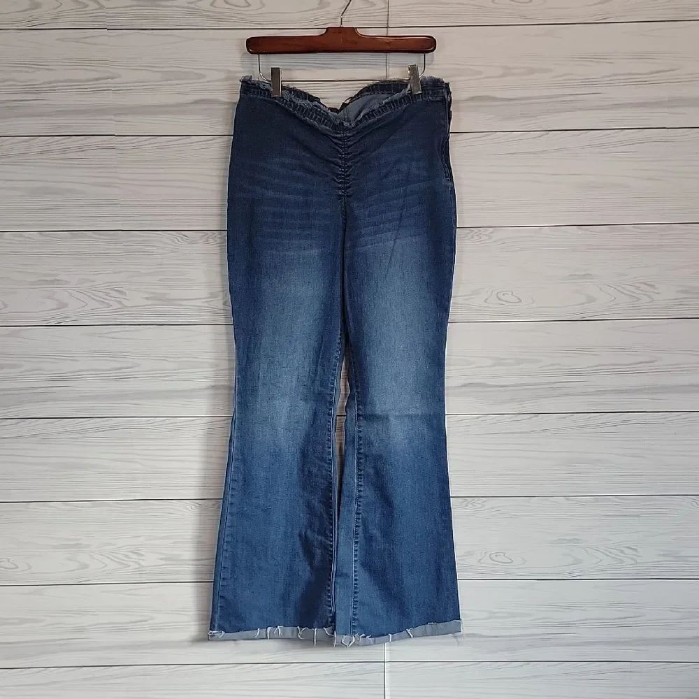 Wild Label Low Rise Flare Jeans 70s Inspired Womens Size 12